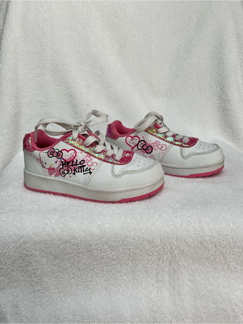 Hello Kitty White & Pink Kids Sneakers with Glitter Trim Girls Size 13 EUC